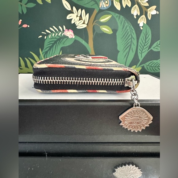 RARE LIMITED EDITION 👽🔥GUCCI Night Courrier GG Supreme Long Zip Around Wallet - Picture 13 of 16